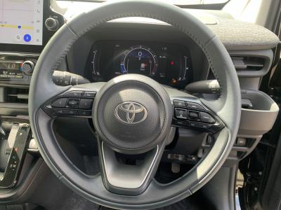 �V�G���^�@�V�����Îԁ@R4�N8������������ݼޡ5�l�����߸ġ1.5L�ݼ�݂�CVT�ŔR���WLTC18.4km/L!�ŏ㋉��ڰ�ނ�Z�Ł�������è�ݽ(ڰ�ް��ڰ��ڰ�ް�ٰ��)��������ܰ�ײ���ޱ�����ذ&�߯������������AC��10.5�������پ��TV�������360����ׁ�ETC�ق���߼�݂́�15�����ЂȂǂ��t���Ă��܂�!