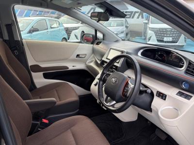 VG^@VÎԁ@1.5Lݼ݂ӰʲدގԂŤR27.2km/L!7lŏ㋉ڰނőéܰײޱذ&߯Ĵ݁vñݸނق߼݂́èݽ(ڰްڰ)ذپTV&ޯׁETC100VdȂǂtĂ܂B