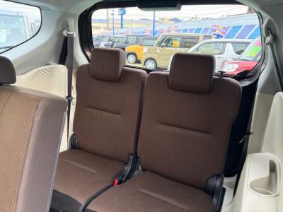 VG^@VÎԁ@1.5Lݼ݂ӰʲدގԂŤR27.2km/L!7lŏ㋉ڰނőéܰײޱذ&߯Ĵ݁vñݸނق߼݂́èݽ(ڰްڰ)ذپTV&ޯׁETC100VdȂǂtĂ܂B