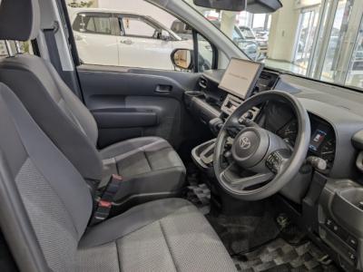 �V�G���^�@�V�����Îԁ@R4�N8������������ݼޡʲ��د�ނ�7�l������ߡ1.5L�ݼ��&Ӱ����CVT�ŔR���WLTC28.2km/L!�����́�������è�ݽ(ڰ�ް�ٰ��)����ܰ�ײ���ޱ��LEDͯ��ײā����ذ&�߯�����ā����AC�ق���߼�݂́�10.1�������پ��TVDVD�Ȃǂ𑕔��