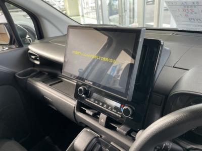 �V�G���^�@�V�����Îԁ@R4�N8������������ݼޡʲ��د�ނ�7�l������ߡ1.5L�ݼ��&Ӱ����CVT�ŔR���WLTC28.2km/L!�����́�������è�ݽ(ڰ�ް�ٰ��)����ܰ�ײ���ޱ��LEDͯ��ײā����ذ&�߯�����ā����AC�ق���߼�݂́�10.1�������پ��TVDVD�Ȃǂ𑕔��