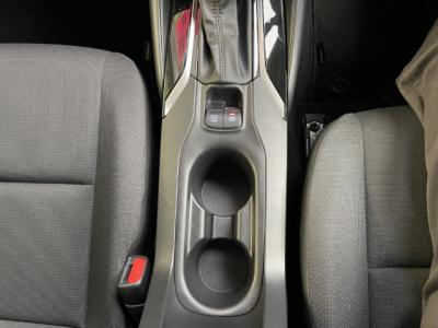 �J���[���c�[�����O�@�V�����Îԁ@ʲ��د�����ق�1.8L�ݼ��&Ӱ����CVT�ŔR��26.8km/L���T���è�ݽ(ڰ�ް��ڰ��ڰ�ް�ٰ��)��LEDͯ��ײā����ذ&�߯�����������AC���ި���ڲ���ި��ق���߼�݂́���ذ���
��ETC���t���Ă��܂��