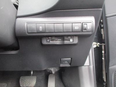 �J���[���c�[�����O�@�V�����Îԁ@R4�N10����ϲ��݂�ʲ��د�޼��т����ǂ��1.8L�ݼ��&CVT�̔R���WLTC29.3km/L�Ɍ������ٸ�ڰ�ނ�G�ɂ́���ذ����پ��TV&�ޯ���ׁ�T���è�ݽ(ڰ�ް�ٰ��)��LEDͯ��ײā����AC�����ذ&�߯�����ā����Ĳ�ETC����ײ�޼���׽�Ȃǂ̂ق���߼�݂́�10.5����ި���ڲ�Ȃǂ𑕔�!