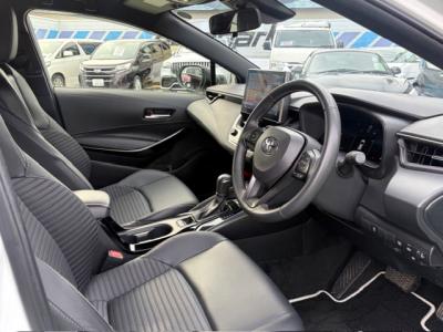 �J���[���c�[�����O�@�V�����Îԁ@��174����449cm��3���ްܺ�ݡR4�N10����ϲ��݂�ʲ��د�޼��т����ǂ��1.8L�ݼ��&CVT�ŔR��27.3km/L�Ɍ��㡍ŏ㋉��ڰ�ނŁ�T���è�ݽ(ڰ�ް�ٰ��)��LEDͯ��ײā���ʰ�ڻް��ā�17�����Ё�ү����������ذ&�߯�����ā����AC���ޯ���ׁ�ETC�����ں�ق���߼�݂́�10.5�������پ��TV�t���