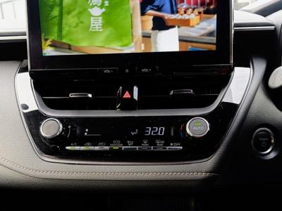 �J���[���c�[�����O�@�V�����Îԁ@��174����449cm��3���ްܺ�ݡR4�N10����ϲ��݂�ʲ��د�޼��т����ǂ��1.8L�ݼ��&CVT�ŔR��27.3km/L�Ɍ��㡍ŏ㋉��ڰ�ނŁ�T���è�ݽ(ڰ�ް�ٰ��)��LEDͯ��ײā���ʰ�ڻް��ā�17�����Ё�ү����������ذ&�߯�����ā����AC���ޯ���ׁ�ETC�����ں�ق���߼�݂́�10.5�������پ��TV�t���