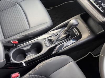 �J���[���c�[�����O�@�V�����Îԁ@��174����449cm��3���ްܺ�ݡR4�N10����ϲ��݂�ʲ��د�޼��т����ǂ��1.8L�ݼ��&CVT�ŔR��27.3km/L�Ɍ��㡍ŏ㋉��ڰ�ނŁ�T���è�ݽ(ڰ�ް�ٰ��)��LEDͯ��ײā���ʰ�ڻް��ā�17�����Ё�ү����������ذ&�߯�����ā����AC���ޯ���ׁ�ETC�����ں�ق���߼�݂́�10.5�������پ��TV�t���