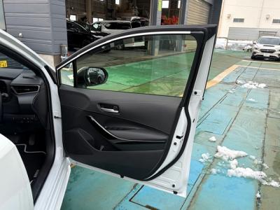 �J���[���c�[�����O�@�V�����Îԁ@��174����449cm��3���ްܺ�ݡR4�N10����ϲ��݂�ʲ��د�޼��т����ǂ��1.8L�ݼ��&CVT�ŔR��27.3km/L�Ɍ��㡍ŏ㋉��ڰ�ނŁ�T���è�ݽ(ڰ�ް�ٰ��)��LEDͯ��ײā���ʰ�ڻް��ā�17�����Ё�ү����������ذ&�߯�����ā����AC���ޯ���ׁ�ETC�����ں�ق���߼�݂́�10.5�������پ��TV�t���