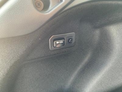 �J���[���c�[�����O�@�V�����Îԁ@R4�N10����ϲ��݂�ʲ��د�޼��т����ǂ��1.8L�ݼ��&CVT�ŔR��WLTC27.5km/L�Ɍ������ٸ�ڰ�ނ�G�ɂ́�8�������پ��TV&�ޯ���ׁ�T���è�ݽ(ڰ�ް�ٰ��)��LEDͯ��ײā����AC�����ذ&�߯�����ā����Ĳ�ETC����ײ�޼���׽�Ȃǂ𑕔�!