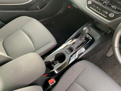 J[c[O@VÎԁ@R4N10ϲ݂ʲد޼тǂ1.8Lݼ&CVT̔RWLTC29.3km/LɌٸڰނGɂ́ذپTV&ޯׁTèݽ(ڰްٰ)LEDͯײāACذ&߯āĲETCײ޼׽Ȃǂ̂ق߼݂́10.5ިڲļ&˰ЊOЂȂǂ𑕔!