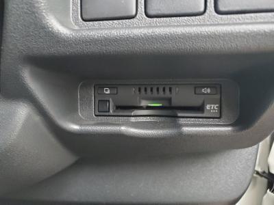 �n�C�G�[�X�u�@�V�����Îԁ@H29�N11����ϲŰ��ݼނŐV�^2.8L�ި�������޴ݼ�݂�6��AT�𓋍ڡ�l�C��6�l���5�ޱ���߂ő����́�������è�ݽ(ڰ�ް��ڰ�����ʲ�ްѓ�)�����݁���ڽ����ܰ����ނق���߼�݂́���ذ����پ��TV���Խײ�ޑ������ϯā��ޱ�޲�ް���t���Ă��܂�!