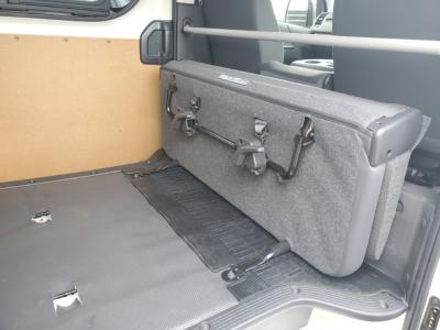 �n�C�G�[�X�u�@�V�����Îԁ@H29�N11����ϲŰ��ݼނŐV�^2.8L�ި�������޴ݼ�݂�6��AT�𓋍ڡ�l�C��6�l���5�ޱ���߂ő����́�������è�ݽ(ڰ�ް��ڰ�����ʲ�ްѓ�)�����݁���ڽ����ܰ����ނق���߼�݂́���ذ����پ��TV���Խײ�ޑ������ϯā��ޱ�޲�ް���t���Ă��܂�!