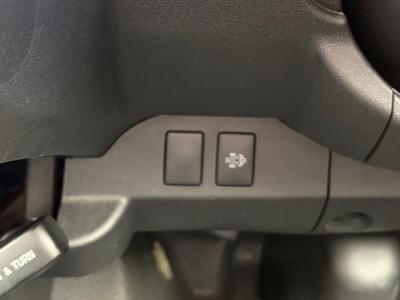 �n�C�G�[�X�u�@�V�����Îԁ@H29�N11����ϲŰ��ݼނŐV�^2.8L�ި�������޴ݼ�݂�6��AT�𓋍ڡ3�l���5�ޱ���߂ő����́�������è�ݽ(ڰ�ް��ڰ�����ʲ�ްѓ�)�����݁���ڽ����ܰ����ނق���߼�݂́���ײ�޼���׽���ޯ���ׁ�ETC���t���Ă��܂�!