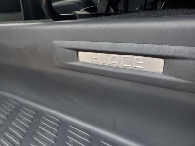 �n�C�G�[�X�@�V�����Îԁ@H29�N11����ϲ��݂ŐV�^2.8L�ި�������ނ�6��AT�𓋍ڡ��������è�ݽ(ڰ�ް��ڰ�)��W����������ʎd�l�ԂŁ�LEDͯ��ײā�ʰ�ڻް��ā����ފv�����݁�ү��߰����ذ&�߯�����ā���н��̂Ȃǂ��t���ق���߼�݂́���ذ����پ��TV���ޯ���ׁ��޼��ٲ�Ű�װ��ETC��OP�װ���߰�3.3���~���t���Ă��܂�!