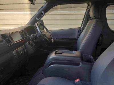 �n�C�G�[�X�@�V�����Îԁ@H29�N11����ϲ��݂ŐV�^2.8L�ި�������ނ�6��AT�𓋍ڡ��������è�ݽ(ڰ�ް��ڰ�)��W����������ʎd�l�ԂŁ�LEDͯ��ײā�ʰ�ڻް��ā����ފv�����݁�ү��߰����ذ&�߯�����ā���н��̂Ȃǂ��t���ق���߼�݂́���ذ����پ��TV���ޯ���ׁ��޼��ٲ�Ű�װ��ETC��OP�װ���߰�3.3���~���t���Ă��܂�!