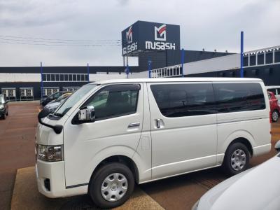 �n�C�G�[�X�@�V�����Îԁ@H29�N11����ϲ��݂ŐV�^2.8L�ި�������ނ�6��AT�𓋍ڡ��������è�ݽ(ڰ�ް��ڰ�)��W����������ʎd�l�ԂŁ�LEDͯ��ײā�ʰ�ڻް��ā����ފv�����݁�ү��߰����ذ&�߯�����ā���н��̂Ȃǂ��t���ق���߼�݂́���ذ����پ��TV���ޯ���ׁ��޼��ٲ�Ű�װ��ETC��OP�װ���߰�3.3���~���t���Ă��܂�!