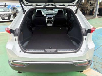 �n���A�[�n�C�u���b�h�@�V�����Îԁ@�㋉��ڰ�ނ�ʲ��د�ނŔR��WLTC22.3km/L������́�������è�ݽ(ڰ�ް�ٰ��)��ʰ�ڻް��ܰ��ā����ذ��LEDͯ��ײā��ر�ݽ�Ű���޼��ٲ�Ű�װ(���ں�t)��12.3�������پ��TV��JBL����ށ���ܰ�ޯ��ޱ��ETC��19�����Ђق���߼�݂́�ϯ�&�ޱ�޲�ް�Ȃǂ𑕔��