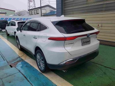 �n���A�[�n�C�u���b�h�@�V�����Îԁ@�㋉��ڰ�ނ�ʲ��د�ނŔR��WLTC22.3km/L������́�������è�ݽ(ڰ�ް�ٰ��)��ʰ�ڻް��ܰ��ā����ذ��LEDͯ��ײā��ر�ݽ�Ű���޼��ٲ�Ű�װ(���ں�t)��12.3�������پ��TV��JBL����ށ���ܰ�ޯ��ޱ��ETC��19�����Ђق���߼�݂́�ϯ�&�ޱ�޲�ް�Ȃǂ𑕔��