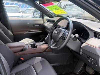 �n���A�[�n�C�u���b�h�@�V�����Îԁ@R2�N6���ɏo��4��ڡʲ��د�ނŔR��WLTC22.3km/L�R4�N10����ϲ��݂ŏ㋉��ڰ�ނ�Z�ɂ́�12.3�������پ��TV���̗p�����ق���������è�ݽ(ڰ�ް��ڰ��ڰ�ް�ٰ��)�����ذ&�߯�����ā�LEDͯ��ײ�&̫�ށ�18�����Ё�F��ܰ��ā��ر�ݽ�Ű���޼��ٲ�Ű�װ(���ں�t)����ܰ�ޯ��ޱ���ޯ���וt���