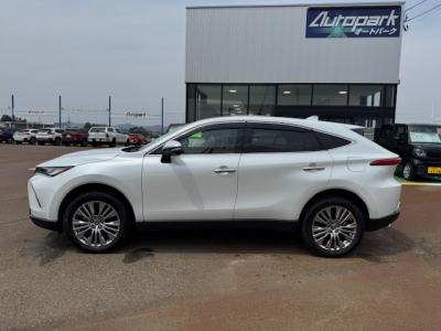 �n���A�[�n�C�u���b�h�@�V�����Îԁ@4WDʲ��د�ނŔR���WLTC21.6km/L��ŏ㋉��ڰ�ނŁ�������è�ݽ(ڰ�ް�ٰ��)�����ذ��LEDͯ��ײā��ر�ݽ�Ű���޼��ٲ�Ű�װ(���ں�t)��12.3�������پ��TV��JBL����ށ�ETC��19�����Ё����vF��ܰ���(��g������)�������˰������ܰ�ޯ��ޱ����߼�݂́������360����וt��!