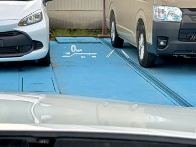 �n���A�[�n�C�u���b�h�@�V�����Îԁ@4WDʲ��د�ނŔR���WLTC21.6km/L��ŏ㋉��ڰ�ނŁ�������è�ݽ(ڰ�ް�ٰ��)�����ذ��LEDͯ��ײā��ر�ݽ�Ű���޼��ٲ�Ű�װ(���ں�t)��12.3�������پ��TV��JBL����ށ�ETC��19�����Ё����vF��ܰ���(��g������)�������˰������ܰ�ޯ��ޱ����߼�݂́������360����וt��!