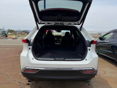 �n���A�[�n�C�u���b�h�@�V�����Îԁ@4WDʲ��د�ނŔR���WLTC21.6km/L��ŏ㋉��ڰ�ނŁ�������è�ݽ(ڰ�ް�ٰ��)�����ذ��LEDͯ��ײā��ر�ݽ�Ű���޼��ٲ�Ű�װ(���ں�t)��12.3�������پ��TV��JBL����ށ�ETC��19�����Ё����vF��ܰ���(��g������)�������˰������ܰ�ޯ��ޱ����߼�݂́������360����וt��!