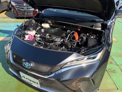 �n���A�[�n�C�u���b�h�@�V�����Îԁ@�㋉��ڰ�ނ�ʲ��د��Z�ŔR��WLTC21.6km/L������́�������è�ݽ(ڰ�ް�ٰ��)��ʰ�ڻް��ܰ��ā����ذ��LEDͯ��ײā��ر�ݽ�Ű���޼��ٲ�Ű�װ(���ں�t)��12.3�������پ��TV��JBL����ށ�ETC��19�����Ё���ײ��޽�߯������ق���߼�݂́�����Я��ޭ������Ȃǂ��t���Ă��܂�!