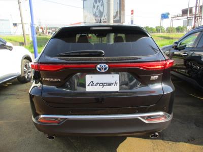 �n���A�[�n�C�u���b�h�@�V�����Îԁ@R2�N6���ɏo��4����ر��ʲ��د�ނŔR��WLTC22.3km/L���ٸ�ڰ�ނ�G�ɂ́�������è�ݽ(ڰ�ް��ڰ��ڰ�ް�ٰ��)�����ذ&�߯�����ā�LEDͯ��ײ�&̫�ށ�18�����Ё�F��ܰ��ā��ر�ݽ�Ű���޼��ٲ�Ű�װ(���ں�t)����ܰ�ޯ��ޱ������پ��TV���ޯ���ׁ�ETC2.0�ق���߼�݂́�12.3����ި���ڲ�Ȃǂ𑕔��