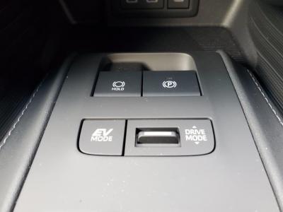 �n���A�[�n�C�u���b�h�@�V�����Îԁ@R2�N6���ɏo��4����ر�����ٸ�ڰ�ނ�G�ɂ́�������è�ݽ(ڰ�ް��ڰ��ڰ�ް�ٰ��)�����ذ&�߯�����ā�LEDͯ��ײ�&̫�ށ�18�����Ё�F��ܰ��ā��ر�ݽ�Ű���޼��ٲ�Ű�װ(���ں�t)����ܰ�ޯ��ޱ������پ��TV���ޯ���ׁ�ETC�ق���߼�݂́�12.3����ި���ڲ��ϯ�&�ޱ�޲�ް�Ȃǂ𑕔�����s�킸��3000km!