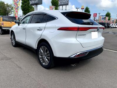 �n���A�[�n�C�u���b�h�@�V�����Îԁ@4WDʲ��د�ނŔR���WLTC21.6km/L��ŏ㋉��ڰ�ނŁ�������è�ݽ(ڰ�ް�ٰ��)�����ذ��LEDͯ��ײā��ر�ݽ�Ű���޼��ٲ�Ű�װ(���ں�t)��12.3�������پ��TV��JBL����ށ�ETC��19�����Ё����vF��ܰ���(��g������)�������˰������ܰ�ޯ��ޱ����߼�݂́�ϯ�&�ޱ�޲�ް��TV��ĕt��!