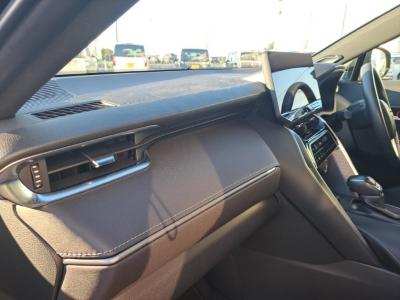 �n���A�[�n�C�u���b�h�@�V�����Îԁ@R2�N6���ɏo��4��ڡʲ��د�ނŔR��WLTC22.3km/L�R4�N10����ϲ��݂ŏ㋉��ڰ�ނ�Z�ɂ́�12.3�������پ��TV���̗p�����ق���������è�ݽ(ڰ�ް��ڰ��ڰ�ް�ٰ��)�����ذ&�߯�����ā�LEDͯ��ײ�&̫�ށ�18�����Ё�F��ܰ��ā��ر�ݽ�Ű���޼��ٲ�Ű�װ(���ں�t)����ܰ�ޯ��ޱ���ޯ���וt���