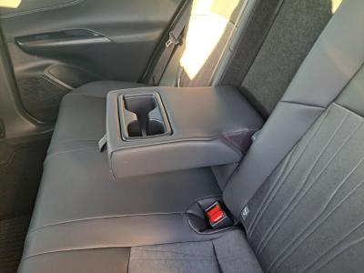 �n���A�[�n�C�u���b�h�@�V�����Îԁ@R2�N6���ɏo��4��ڡʲ��د�ނŔR��WLTC22.3km/L�R4�N10����ϲ��݂ŏ㋉��ڰ�ނ�Z�ɂ́�12.3�������پ��TV���̗p�����ق���������è�ݽ(ڰ�ް��ڰ��ڰ�ް�ٰ��)�����ذ&�߯�����ā�LEDͯ��ײ�&̫�ށ�18�����Ё�F��ܰ��ā��ر�ݽ�Ű���޼��ٲ�Ű�װ(���ں�t)����ܰ�ޯ��ޱ���ޯ���וt���