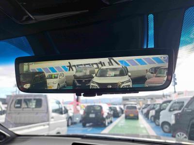 �n���A�[�n�C�u���b�h�@�V�����Îԁ@R2�N6���ɏo��4��ڡʲ��د�ނŔR��WLTC22.3km/L�R4�N10����ϲ��݂ŏ㋉��ڰ�ނ�Z�ɂ́�12.3�������پ��TV���̗p�����ق���������è�ݽ(ڰ�ް��ڰ��ڰ�ް�ٰ��)�����ذ&�߯�����ā�LEDͯ��ײ�&̫�ށ�18�����Ё�F��ܰ��ā��ر�ݽ�Ű���޼��ٲ�Ű�װ(���ں�t)����ܰ�ޯ��ޱ���ޯ���וt���
