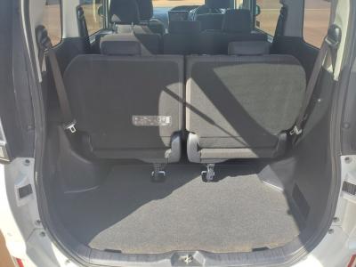 �m�A�@�V�����Îԁ@H29�N7����ϲŰ��ݼނŊO�ς�ύX������^�ɡ�����STOP��CVT�ŔR��16.0km/L�X�́�������è�ݽ(ڰ�ް��ڰ���)��������ܰ�ײ���ޱ��LEDͯ��ײā��ٰ�޺��۰ف���ڽ�ق���߼�݂́���ذ���1���TV���ޯ���ׁ�ETC���t���Ă��܂�!