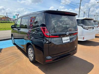 �m�A�@�V�����Îԁ@R4�N1������������ݼޡʲ��د�����قŔR���WLTC23.4km/L������́�LEDͯ��ײā�T���è�ݽ�ڰ�ް�ٰ��C�����ذ&�߯�����ā����AC�Ȃǂ̂ق���߼�݂́�������ܰ�ײ���ޱ12.5���~�Ȃǂ��t���Ă��܂��