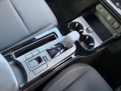 �v���E�X�@�V�����Îԁ@R5�N��5��ڂ���������ݼޡ�㋉����G�ɂ�2L�ݼ�ݓ��ڡ�O��Ӱ����4WD�̔R���WLTC26.7km/L������́�������è�ݽ(ڰ�ް��ڰ�&�ٰ��C)��8�������پ��TV���ޯ���ׁ�19�����Ё�F���˰����LEDͯ��ײā����AC�����ذ&�߯�����ā�����n(ܲ�߰�ޱ���)�ق���߼�݂́�ETC�t��!