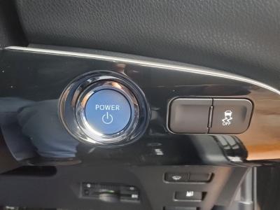 �v���E�X�@�V�����Îԁ@H27�N12������������ݼނ���4�����س���������ح�ъ��������ި�ŏd�ʂ͕ς����ɔR���37.2km/L������́�LEDͯ��ײā����AC�����ذ&�߯�����ā�S-VSC������h�~�ق���߼�݂́��ٴ�ہ�19�����Ё���ذ���1���TV���ޯ���ׁ�ETC���t���Ă��܂�!