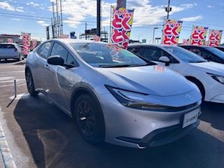 �v���E�X�@�V�����Îԁ@R5�N��5��ڂ���������ݼޡ������d�S�Ž��د�����޻޲ݡ1.8L�ݼ�݂�Ӱ���ŔR��͍X�ɗǂ��Ȃ�WLTC32.6km/L������́�������è�ݽ(ڰ�ް��ڰ�&�ٰ��C)��LEDͯ��ײā����AC�����ذ&�߯�����Ăق���߼�݂́�8�������پ��TV&�ޯ����&ETC22���~�����ں���۱ϯĕt��!