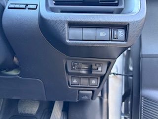 �v���E�X�@�V�����Îԁ@R5�N��5��ڂ���������ݼޡ������d�S�Ž��د�����޻޲ݡ1.8L�ݼ�݂�Ӱ���ŔR��͍X�ɗǂ��Ȃ�WLTC32.6km/L������́�������è�ݽ(ڰ�ް��ڰ�&�ٰ��C)��LEDͯ��ײā����AC�����ذ&�߯�����Ăق���߼�݂́�8�������پ��TV&�ޯ����&ETC22���~�����ں���۱ϯĕt��!