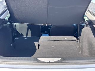 �v���E�X�@�V�����Îԁ@R5�N��5��ڂ���������ݼޡ������d�S�Ž��د�����޻޲ݡ1.8L�ݼ�݂�Ӱ���ŔR��͍X�ɗǂ��Ȃ�WLTC32.6km/L������́�������è�ݽ(ڰ�ް��ڰ�&�ٰ��C)��LEDͯ��ײā����AC�����ذ&�߯�����Ăق���߼�݂́�8�������پ��TV&�ޯ����&ETC22���~�����ں���۱ϯĕt��!