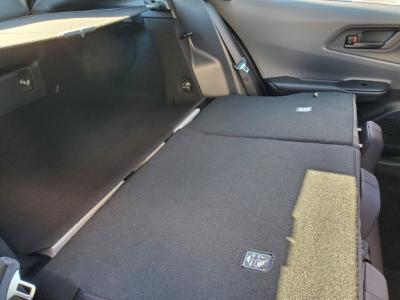 �v���E�X�@�V�����Îԁ@R5�N��5��ڂ���������ݼޡ������d�S�Ž��د�����޻޲ݡ1.8L�ݼ�݂�Ӱ���ŔR��͍X�ɗǂ��Ȃ�WLTC32.6km/L������́�������è�ݽ(ڰ�ް��ڰ�&�ٰ��C)��LEDͯ��ײā����AC�����ذ&�߯�����Ăق���߼�݂́�8�������پ��TV&�ޯ����&ETC22���~�����ں���۱ϯĕt��!