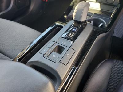 �v���E�X�@�V�����Îԁ@R5�N��5��ڂ���������ݼޡ������d�S�Ž��د�����޻޲ݡ1.8L�ݼ�݂�Ӱ���ŔR��͍X�ɗǂ��Ȃ�WLTC32.6km/L������́�������è�ݽ(ڰ�ް��ڰ�&�ٰ��C)��LEDͯ��ײā����AC�����ذ&�߯�����Ăق���߼�݂́�8�������پ��TV&�ޯ����&ETC22���~�����ں���۱ϯĕt��!