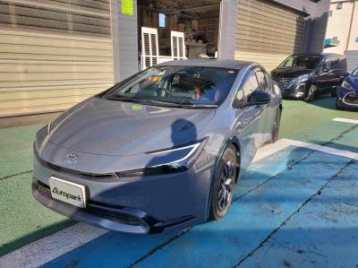 �v���E�X�@�V�����Îԁ@R5�N�o��5��ڡ������d�S�Ž��د�����޻޲ݡ�ŏ㋉��ڰ��Z�V��370���~�ɂ�2L�ݼ�ݓ��ڂ��R���WLTC28.6km/L������́�12.3�������پ��TV��360����ׁ�ETC��F��g�����ā������˰�������������[�d��T���è�ݽ(ڰ�ް��ڰ�&�ٰ��C)��LEDͯ��ײā����AC�����ذ&�߯�����ā�T���Ҳ�(�������ԋ@�\)�Ȃǂ��t���Ă��܂�!