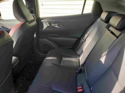 �v���E�X�@�V�����Îԁ@R5�N�o��5��ڡ������d�S�Ž��د�����޻޲ݡ�ŏ㋉��ڰ��Z�V��370���~�ɂ�2L�ݼ�ݓ��ڂ��R���WLTC28.6km/L������́�12.3�������پ��TV��360����ׁ�ETC��F��g�����ā������˰�������������[�d��T���è�ݽ(ڰ�ް��ڰ�&�ٰ��C)��LEDͯ��ײā����AC�����ذ&�߯�����ā�T���Ҳ�(�������ԋ@�\)�Ȃǂ��t���Ă��܂�!