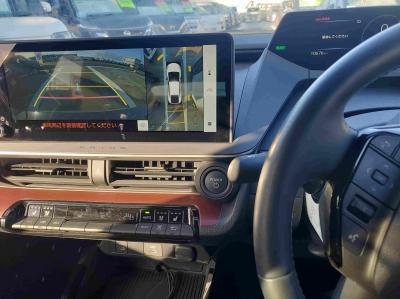 �v���E�X�@�V�����Îԁ@R5�N�o��5��ڡ������d�S�Ž��د�����޻޲ݡ�ŏ㋉��ڰ��Z�V��370���~�ɂ�2L�ݼ�ݓ��ڂ��R���WLTC28.6km/L������́�12.3�������پ��TV��360����ׁ�ETC��F��g�����ā������˰�������������[�d��T���è�ݽ(ڰ�ް��ڰ�&�ٰ��C)��LEDͯ��ײā����AC�����ذ&�߯�����ā�T���Ҳ�(�������ԋ@�\)�Ȃǂ��t���Ă��܂�!