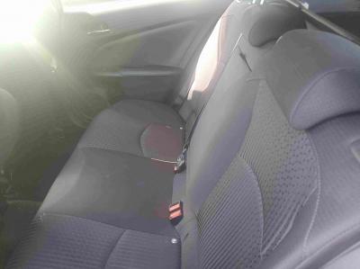 �v���E�X�@�V�����Îԁ@H27�N12������������ݼނ���4�����س���������ح�ъ��������ި�ŏd�ʂ͕ς����ɔR���37.2km/L������́�LEDͯ��ײā����AC�����ذ&�߯�����ā�S-VSC������h�~��15�����Ђق���߼�݂́���ذ���1���TV��ETC���t���Ă��܂�!