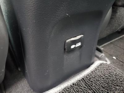 �v���E�X�@�V�����Îԁ@2�����׸޲�HV��EV���s����68.2km�EV�ō����x��135km/h�Ɋg�塔R���37.2km/L��O�ς�PHV��p������&ð��޻޲ݡ�����́�T���è�ݽ(ڰ�ް��ڰ��ڰ�ް�ٰ��)��LEDͯ��ײā��ñ�ݸ�&F���˰�����ϰķ�����ײ�޼���׽��15�����Ђق���߼�݂́���ذ���1���TV&�ޯ���ׁ�ETC�Ȃǂ𑕔�����s���Ȃ�13000km!