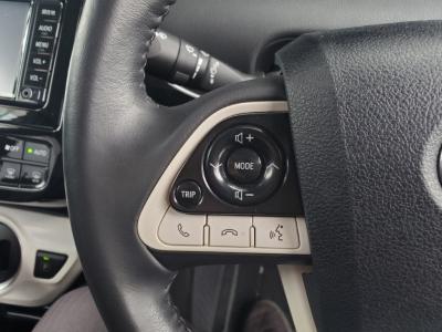 �v���E�X�@�V�����Îԁ@2�����׸޲�HV��EV���s����68.2km�EV�ō����x��135km/h�Ɋg�塔R���37.2km/L��O�ς�PHV��p������&ð��޻޲ݡ�����́�T���è�ݽ(ڰ�ް��ڰ��ڰ�ް�ٰ��)��LEDͯ��ײā��ñ�ݸ�&F���˰�����ϰķ�����ײ�޼���׽��15�����Ђق���߼�݂́���ذ���1���TV&�ޯ���ׁ�ETC�Ȃǂ𑕔�����s���Ȃ�13000km!