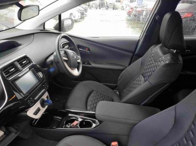 �v���E�X�@�V�����Îԁ@2�����׸޲�HV��EV���s����68.2km�EV�ō����x��135km/h�Ɋg�塔R���37.2km/L��O�ς�PHV��p������&ð��޻޲ݡ�����́�T���è�ݽ(ڰ�ް��ڰ��ڰ�ް�ٰ��)��LEDͯ��ײā��ñ�ݸ�&F���˰�����ϰķ�����ײ�޼���׽��15�����Ђق���߼�݂́���ذ���1���TV&�ޯ���ׁ�ETC�Ȃǂ𑕔�����s���Ȃ�13000km!