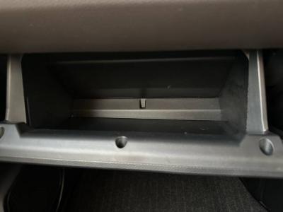 ���[�~�[�@�V�����Îԁ@R2�N9����ϲ��݂��Č���^�ɡ��������߰&���قȂǂ��ƭ��١1L�ݼ�݂ɱ����STOP��CVT�ŔR���16.8km/L������́��ϰı���(���s�ґΉ�ڰ�ް��ڰ����Ű�ݻ�)����ܰ�ײ���ޱ�����ذ&�߯��������ق���߼�݂́���ذ��ށ��ޯ���ׁ�ETC�Ȃǂ��t���Ă��܂�!