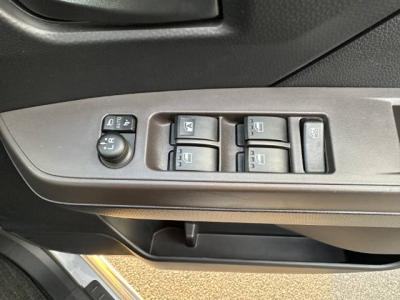 ���[�~�[�@�V�����Îԁ@R2�N9����ϲ��݂��Č���^�ɡ��������߰&���قȂǂ��ƭ��١1L�ݼ�݂ɱ����STOP��CVT�ŔR���16.8km/L������́��ϰı���(���s�ґΉ�ڰ�ް��ڰ����Ű�ݻ�)����ܰ�ײ���ޱ�����ذ&�߯��������ق���߼�݂́���ذ��ށ��ޯ���ׁ�ETC�Ȃǂ��t���Ă��܂�!